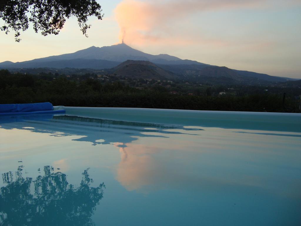 Casa Vacanze Dietroserra Holiday home Viagrande