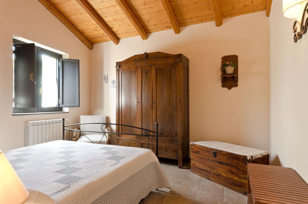 Casa Vacanze Dietroserra Holiday home